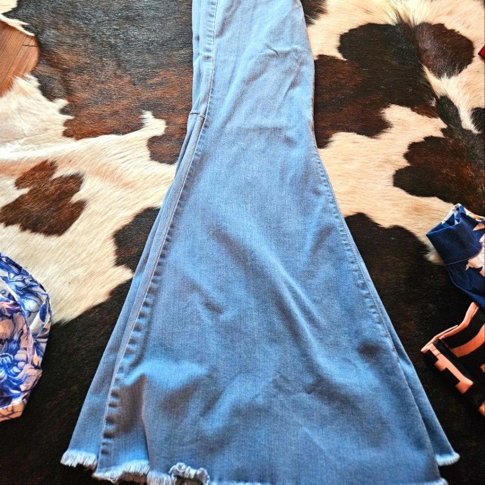 Judy blue flares